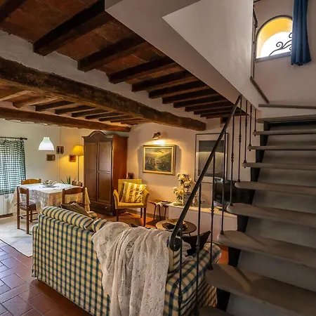 Zwei La Colombaia Mit Garten Apartmán *