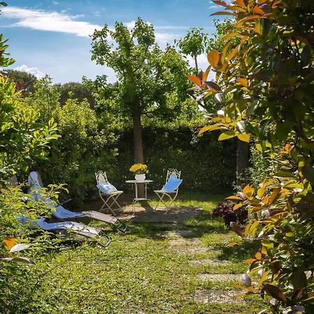 Zwei La Colombaia Mit Garten * Massa e Cozzile