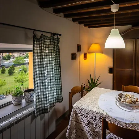 Zwei La Colombaia Mit Garten Apartment Massa e Cozzile