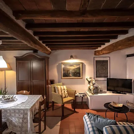 Zwei La Colombaia Mit Garten * Massa e Cozzile